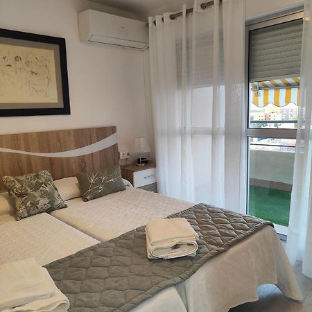 Apartament Agradable Duplex Terraza Virgen Del Rocio Sewilla Zewnętrze zdjęcie